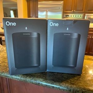 Sonos One Smart Bluetooth speaker with voice control built in